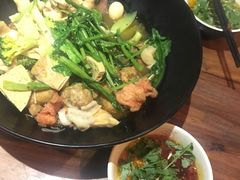 -万记麻辣烫国展总店