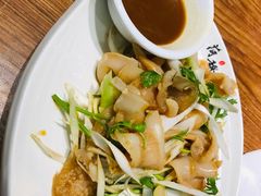 温拌鸟贝-方国老头包子·39年威海本地老字号•小船海鲜疙瘩汤