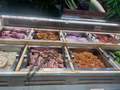 -金滏山烤肉·海鲜·火锅自助餐厅(襄阳万达店)