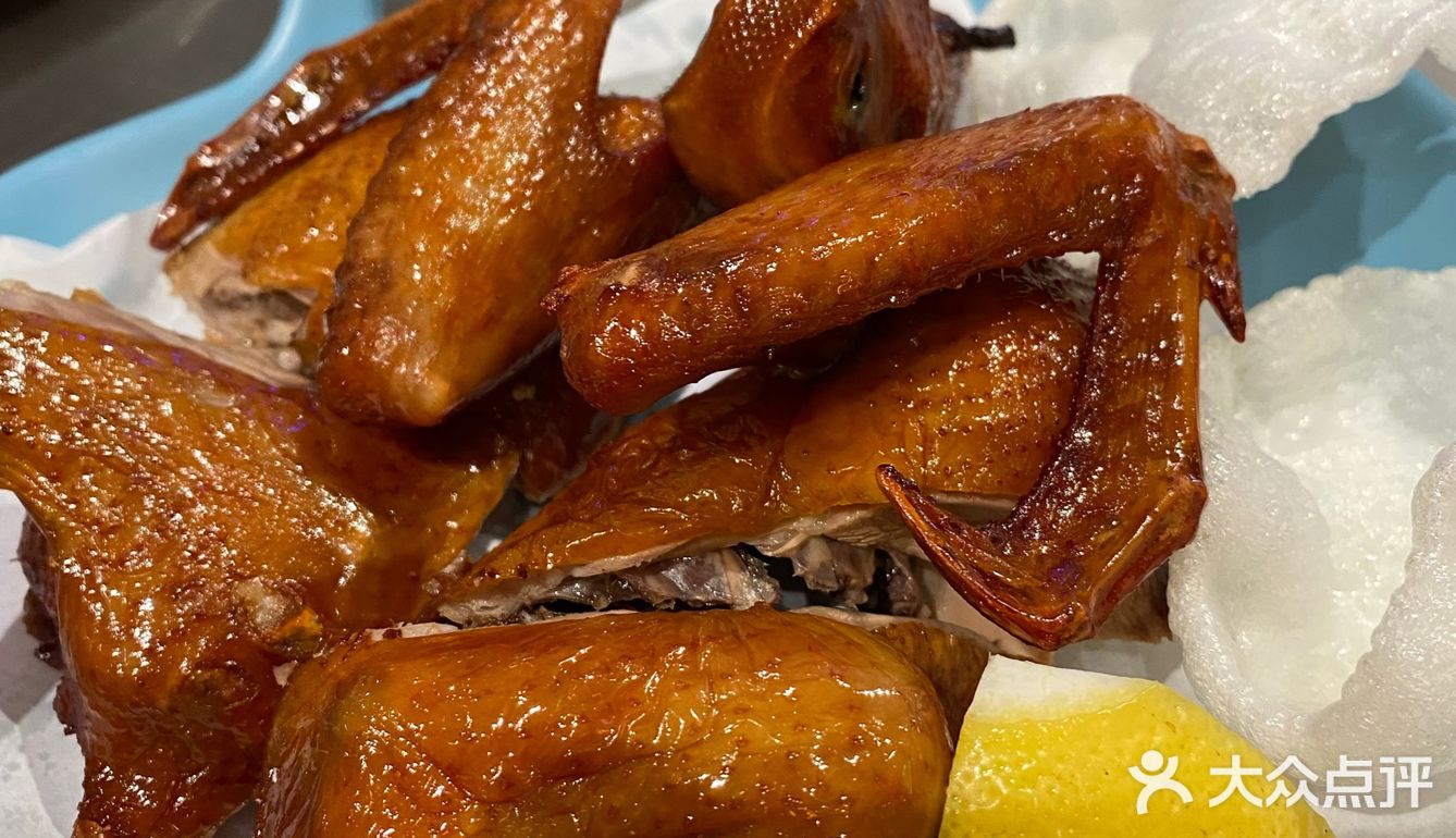 性价比太高啦！关口附近随便搜下导航，打算随便应付午饭