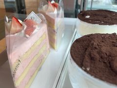 -顶东面包花园·生日蛋糕(香榭丽店)