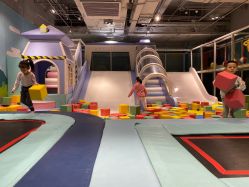 -利奥梦幻主题乐园(爱琴海购物公园店)