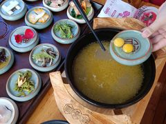 -桥香园过桥米线(国贸店)