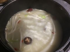 -三人行骨头王火锅(长寿店)