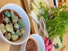 -关东小磨东北菜(上海长风大悦城店)
