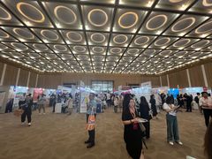 -上海跨国采购会展中心