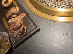 -铭牛烧肉·和牛海鲜自助(高新月牙湖店)
