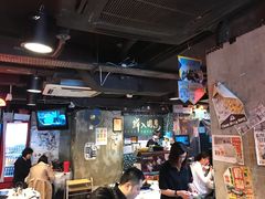 大堂-鲜入围煮花胶鸡海鲜火锅