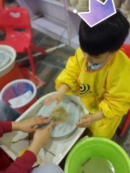 -泥娃娃DIY陶吧(易生活购物公园店)