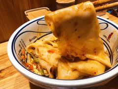 -陇上秦轩西安biangbiang面(EFC欧美金融商业城店)