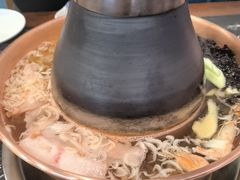 -楼外楼大刀肉传统火锅居(繁荣路店)
