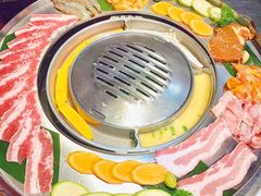 -哈哈碳都·牛肋条无限自助烤肉(台江万达店)