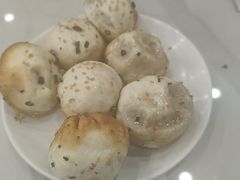 -老西白点心店