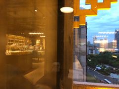 -光海书局(南京东路第一百货店)