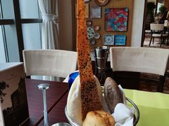 -香格里拉鱼跃地中海西餐厅·牛排披萨
