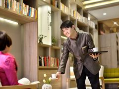 大堂-西安大雁塔科技大学地铁站亚朵酒店