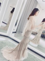 -禕·愫白婚纱商店