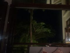 -亚龙湾喜来登·美景台大堂吧