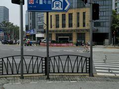 -麦当劳(杨高南路店)