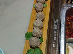 -巴渝瓦肆重庆鲜火锅(宝龙环湖店)