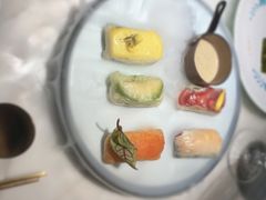 漫步花开彩虹卷-蜜桃花开·中西融合菜E&W(南长街店)