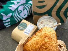 烧汁风味猪肉滑蛋芝士包-星巴克(三亚海棠湾国际免税城店)