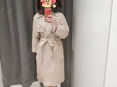 -URBAN REVIVO(高德置地广场·春广场店)
