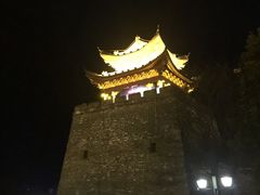 -巴陵广场