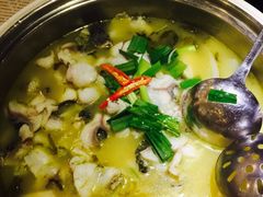 -严厨老坛酸菜鱼(吴江万宝店)
