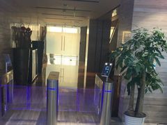 -小蓝鲸游泳培训基地(石景山店)