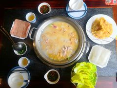 -老来福·非遗酸汤兔(凯旋路店)