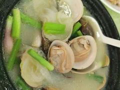 -鹏城人家海鲜酒家·23年老字号(较场尾店)