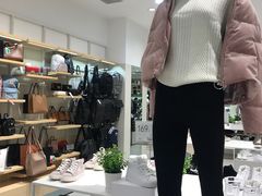 -优衣库(无锡荟聚购物中心店)