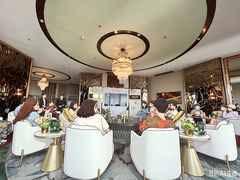 -上海浦东丽思卡尔顿酒店