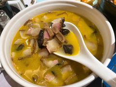 酸菜炖土公鸡-贵州大厦贵州厅(樱花园西街店)