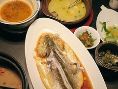 -凤凰湘语·平价海鲜餐厅(浦东旗舰店)