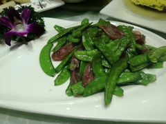 荷兰豆炒腊肠-阿英煲(凉城路店)