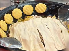 -屯老二农家铁锅炖(奥运村店)