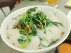 -明记烧鱼美味店