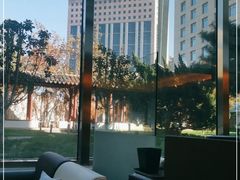 -亮马河饭店翠雅咖啡厅