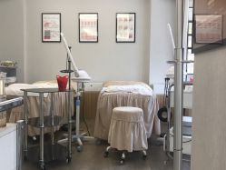 -佳慕皮肤管理连锁