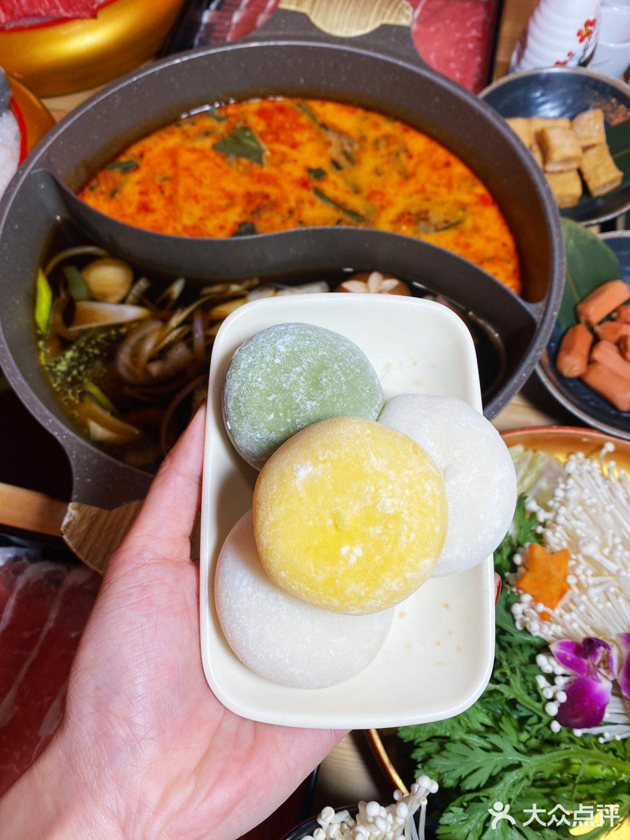冬日里无法拒绝的美食，和牛寿喜锅，热气腾腾，好温暖