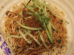 -肥肥虾庄·金牌油焖大虾(杨园滨江时代walk店)