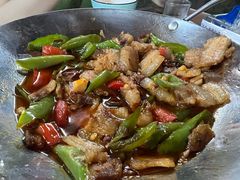 -芦茨金富饭庄·25年老字号·专做稻草鸡
