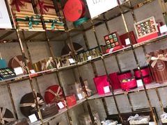 -VENCHI 闻绮(北京国贸商城店)