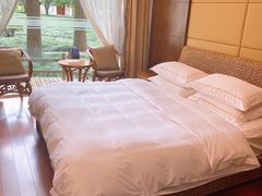 -上海怡沁园度假酒店