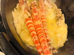 -鲜入围煮花胶鸡海鲜火锅