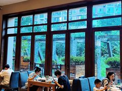 -黔蘑菇四季餐厅(观山湖店)