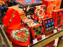 零售区-VENCHI 闻绮(北京国贸商城店)