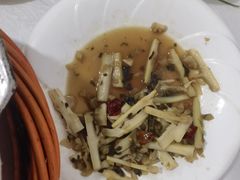 -天乐农家鱼头王(天目湖店)